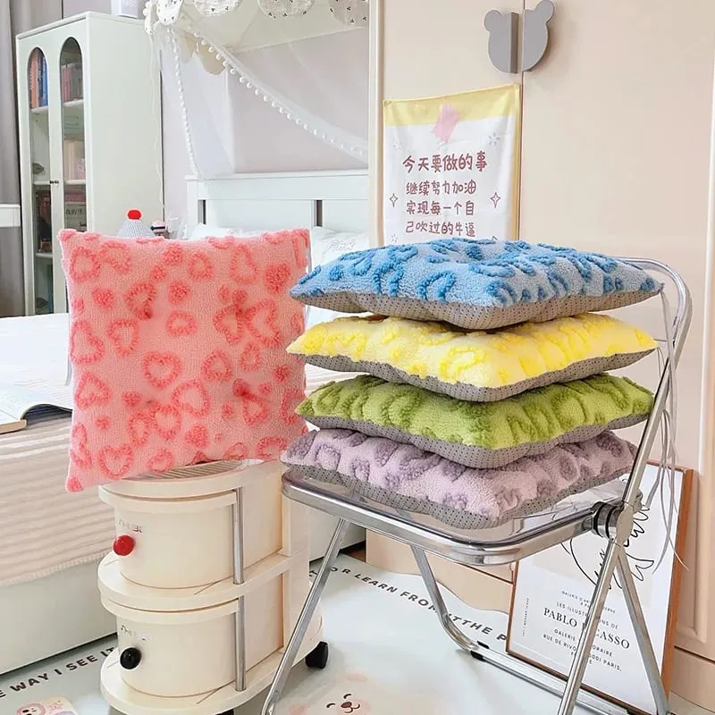 35cm Love Heart Sofa Cushion Valentine's Day Love Soft Stuffed Plush Throw Pillow Comfortable Hugging Pillow Couple Decorations