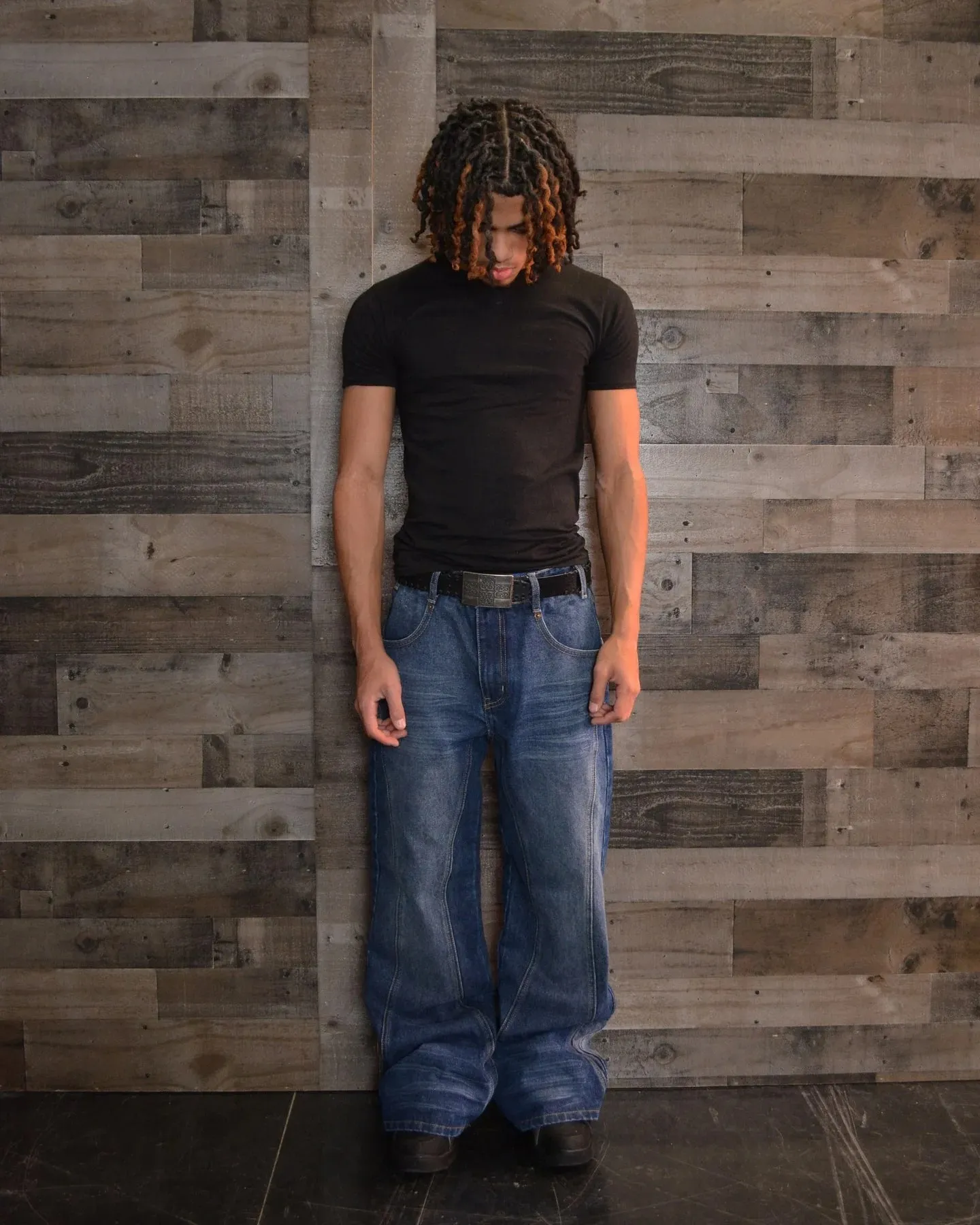 Y2K Retro Blue Flare Jeans Unisex Washed Denim Pants Embroidered Back Pocket Streetwear Wide Leg Bootcut Jeans — image 8