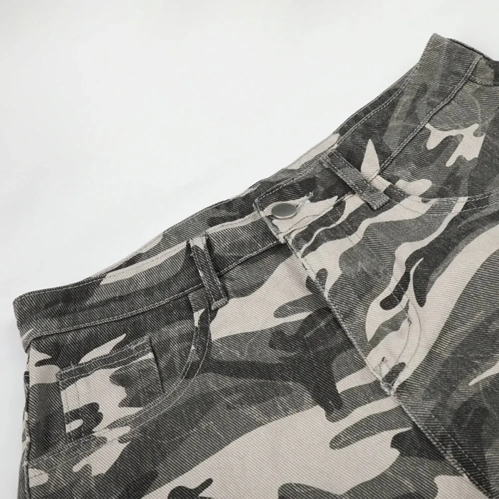 2026 American High Street Vibe Camouflage Jeans Men's Wide-Leg Bottom Spliced Patch Embroidery Loose Fit Trousers 17522