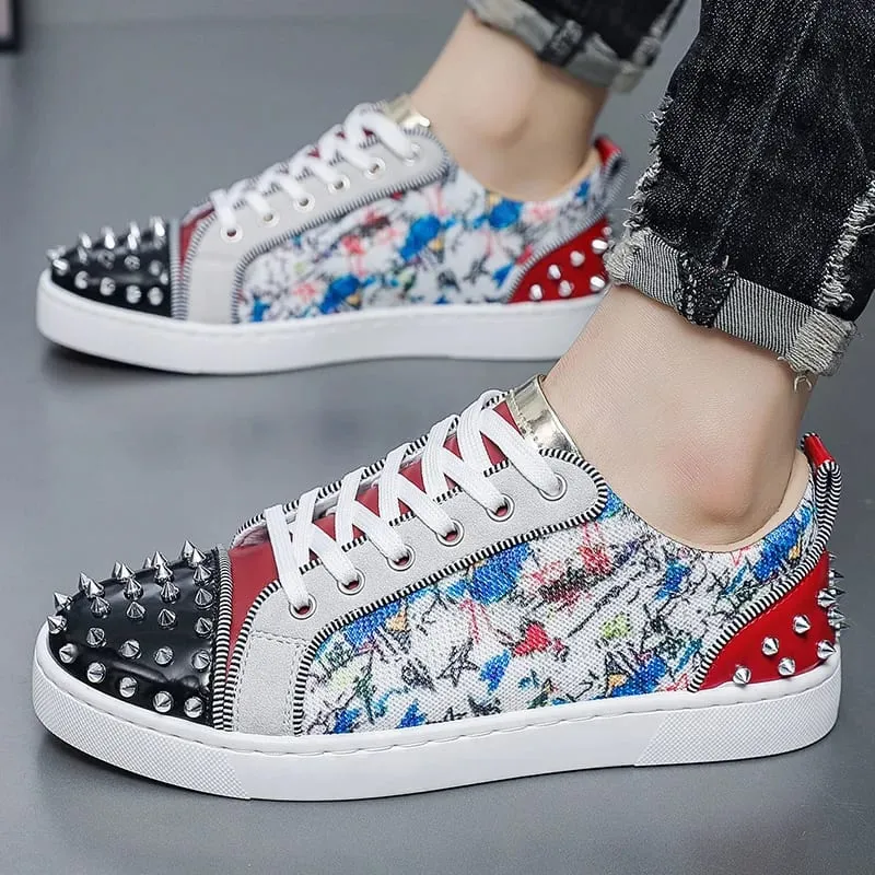 New Street Personality Skate Shoes Men Trend Sneakers Tapered Rivets Casual Studded Trainers Fashion Punk Hip Hop Shoes Man Boy