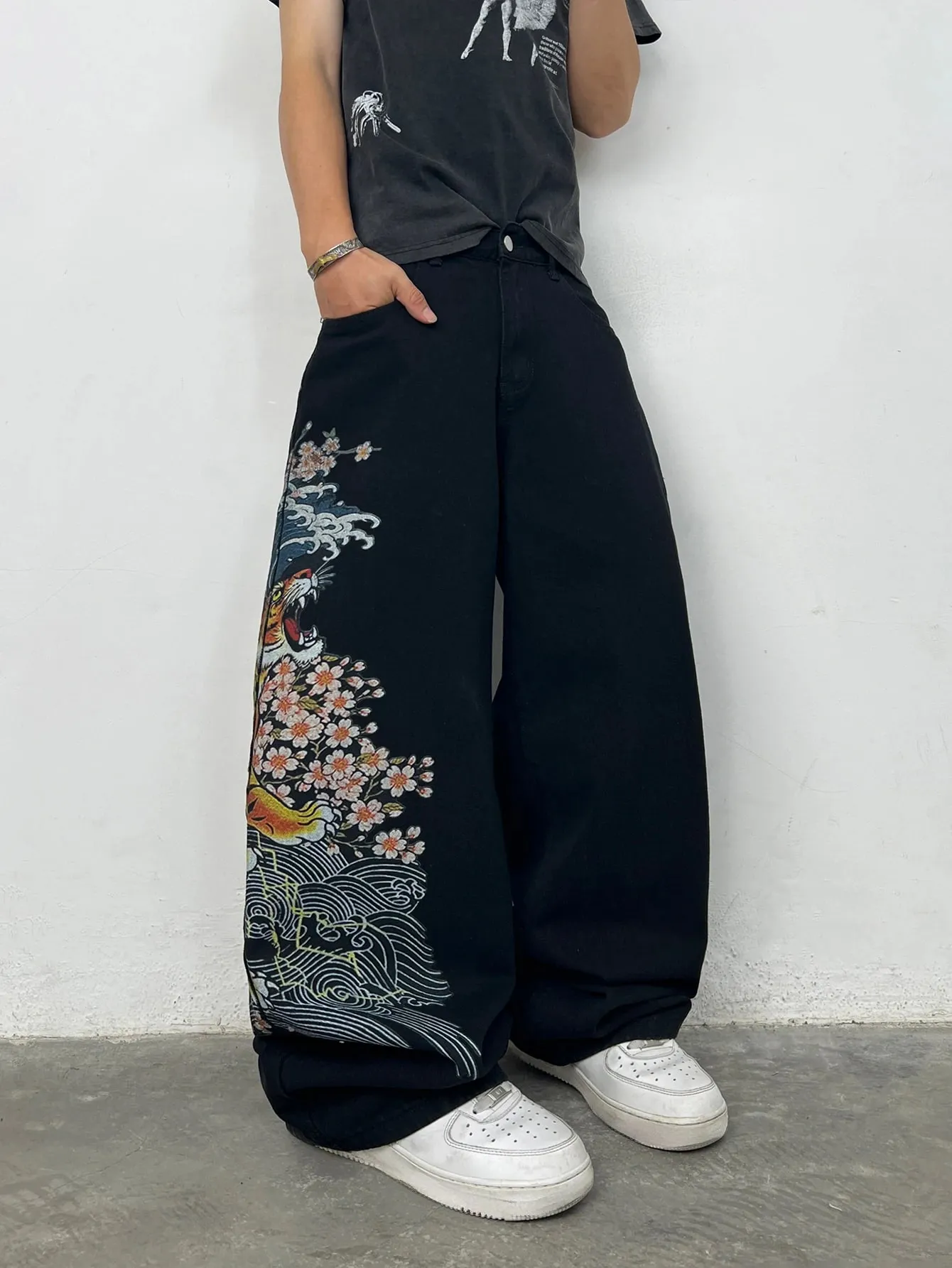 Men's Black Baggy Wide-Leg Jeans with Tiger Cherry Blossom and Wave Print Y2K Streetwear Hip-Hop Fashion Casual Versatile Pants