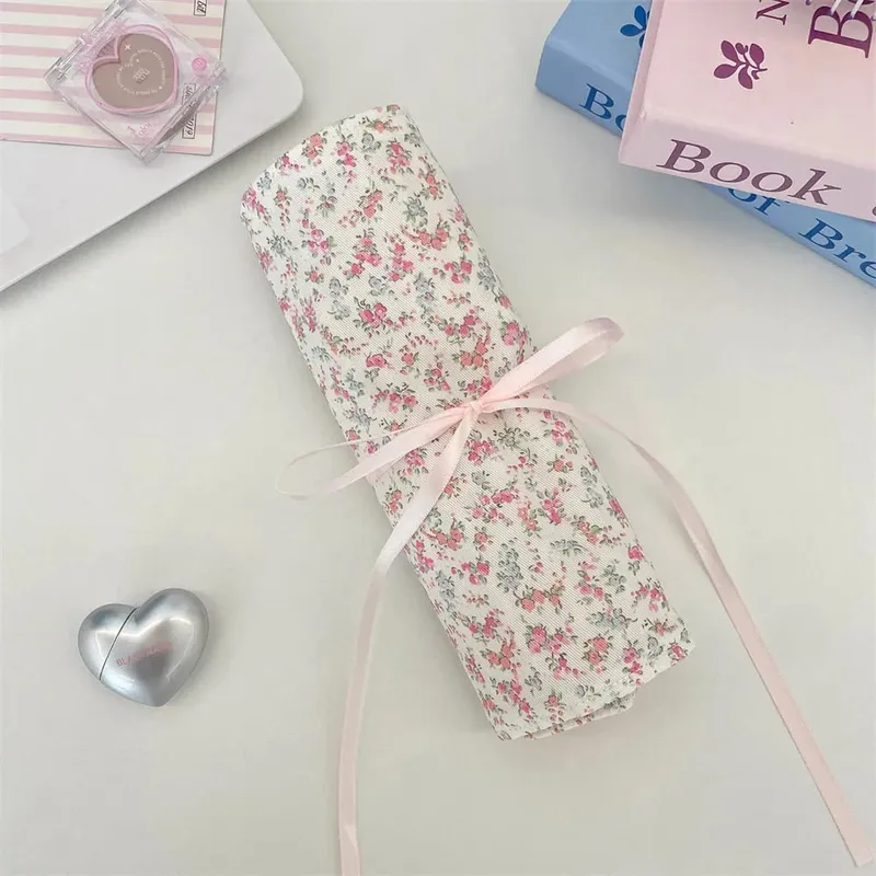 Fabric Floral Makeup Brush Storage Bag Large Portable Cosmetic Pouch for Eyeshadow Brushes & Eyebrow Pencils Desktop Organizer