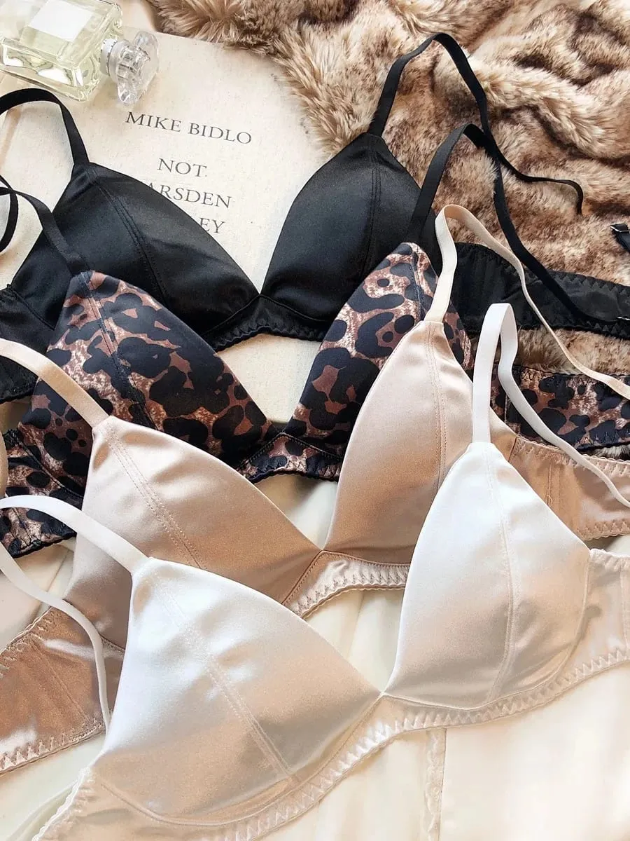 Summer Women Underwear Set Silken Triangle Cup Wireless Bras French Bralette Seamless Intimates Bra and Thong Lingerie Set