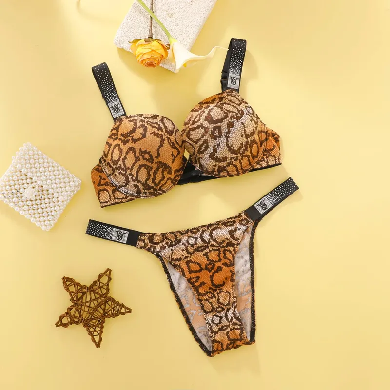 Victoria Secret Sexy Women Underwear Very Sexy Logo Shine Strap Gradient Rhinestone Push Up Bra Shine Script Thong — image 8