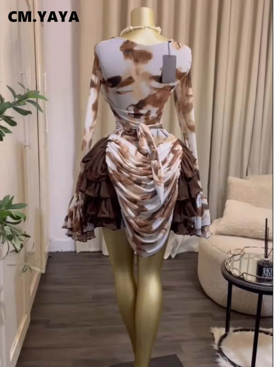 CM.YAYA – robe moulante froncée drapée à volants en cascade pour femmes, imprimé Tie Dye, manches longues, col en v, robes de vacances à la plage