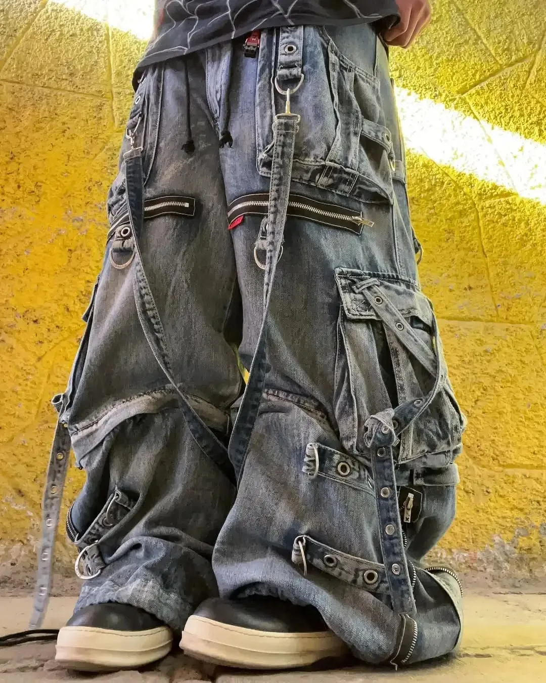 Streetwear Casual Schwarz Breite Bein Jeans Männer Frauen Schwere Gesäßtasche Stickerei Detail Mode Hosen Lose Fit Weiche Denim Y2K