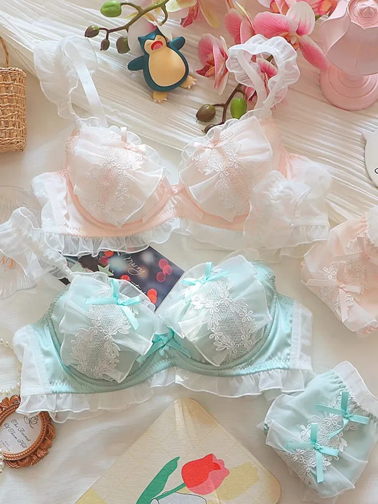 Summer sweet girl underwear lace sweet plus size lingerie with briefs suit women large size bras with steel ring bra set