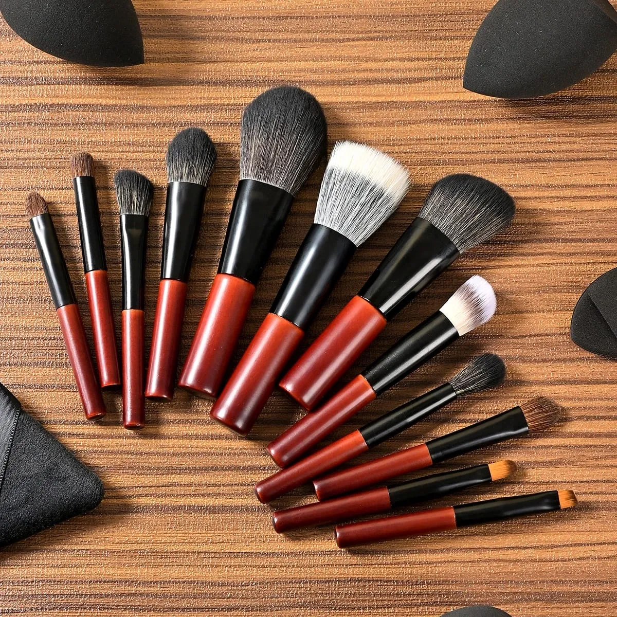 13 PCS Walnut Makeup Brushes Set Travel Size Professional No Shed Tan Mini Makeup Brushes With Case