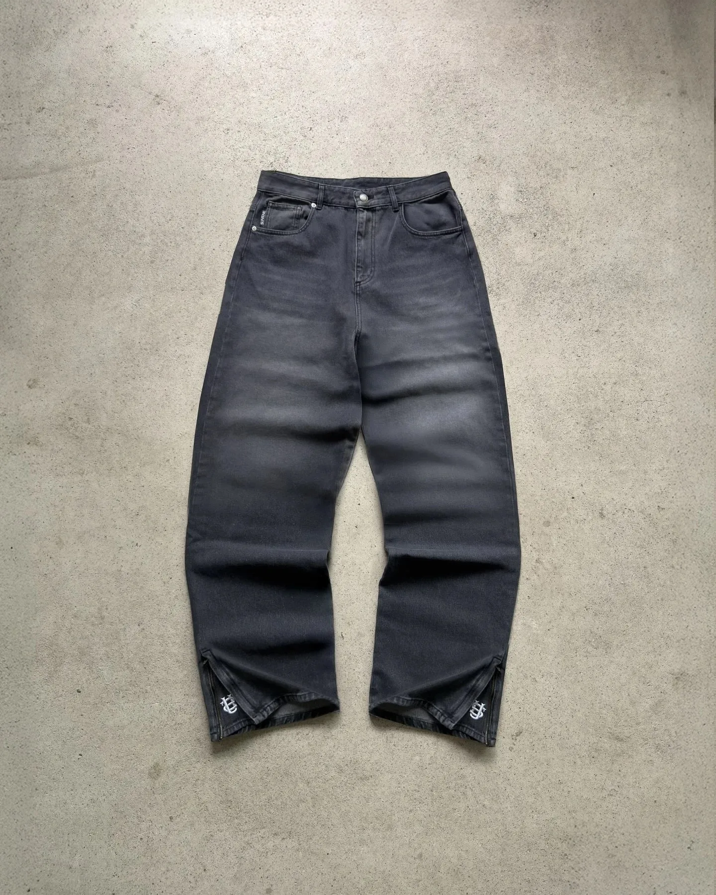 American retro heavy industry men and women black gothic retro casual loose jeans High street coated micro-flare jeans