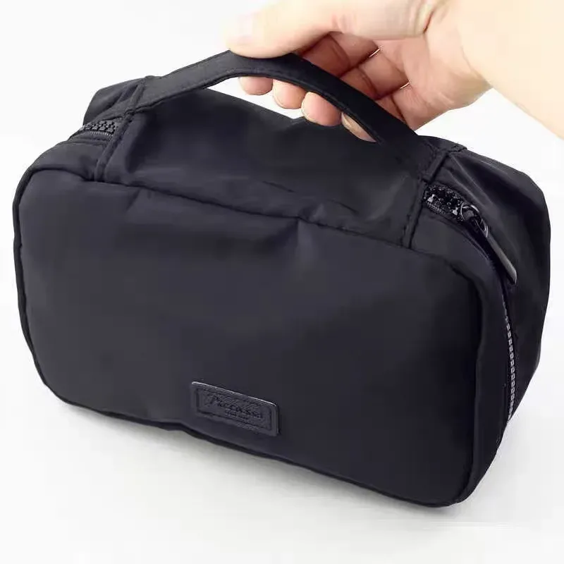 PA CARRIER COMBO POUCH Black & Silver Makeup Brushes and Cosmetics Storage Bag for Travel
