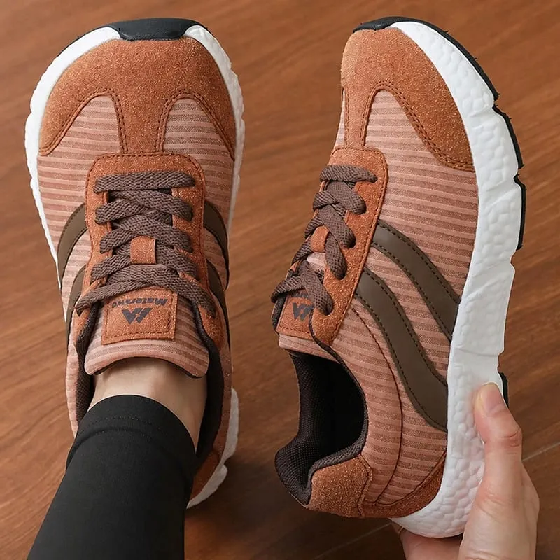 Unisex EVA Soft Sole Running Shoes Lightweight Vintage Casual Sneakers Big Size Breathable Wear Resistant Walking Tennis Shoes