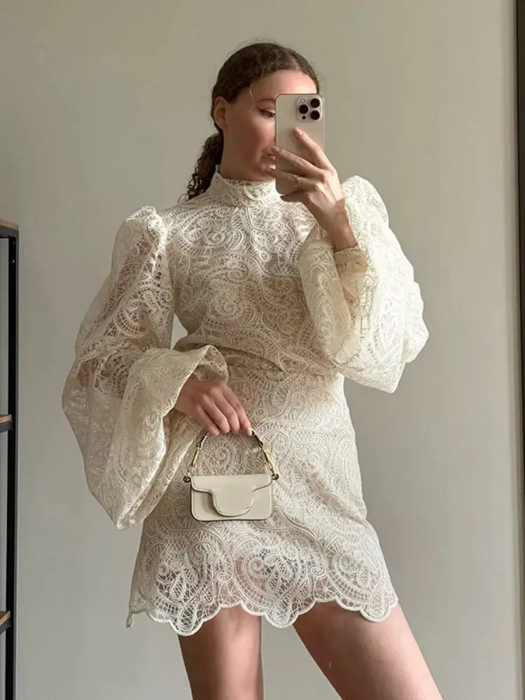 Mini vestido calado de encaje elegante para mujer, diseños de manga larga, Vestidos cortos elegantes de cuello alto, Vestidos de noche para discoteca a la moda de primavera 2026