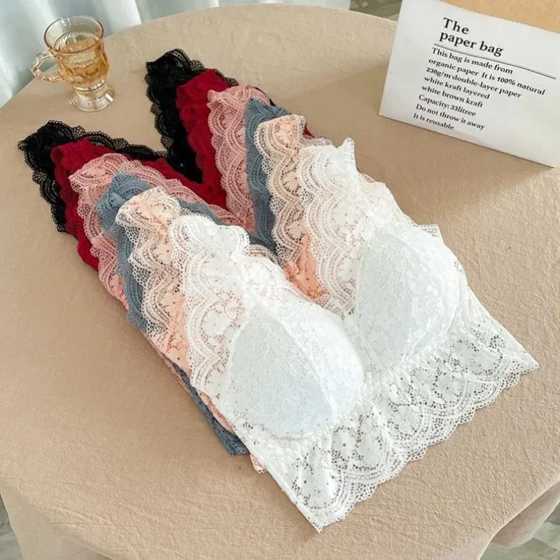 Reggiseno in pizzo Top con scollo a V profondo Bralette Reggiseno corto in pizzo da donna Lingerie sexy Reggiseno a canotta corto imbottito senza fili