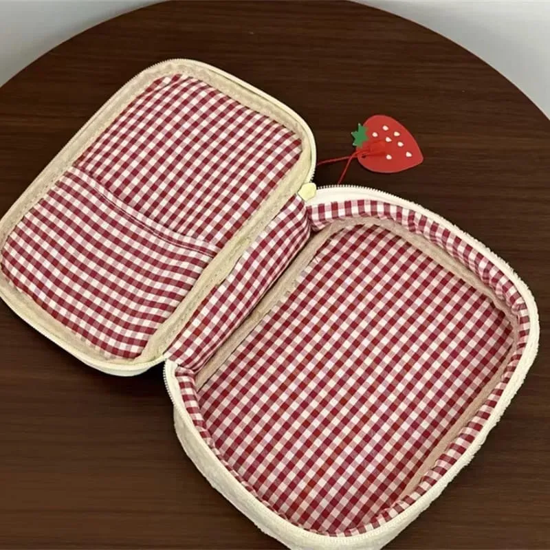 딸기 샌드위치 화장품 도구 가방 대용량 메이크업 브러쉬 립스틱 보관 가방 다기능 Comestic 주최자