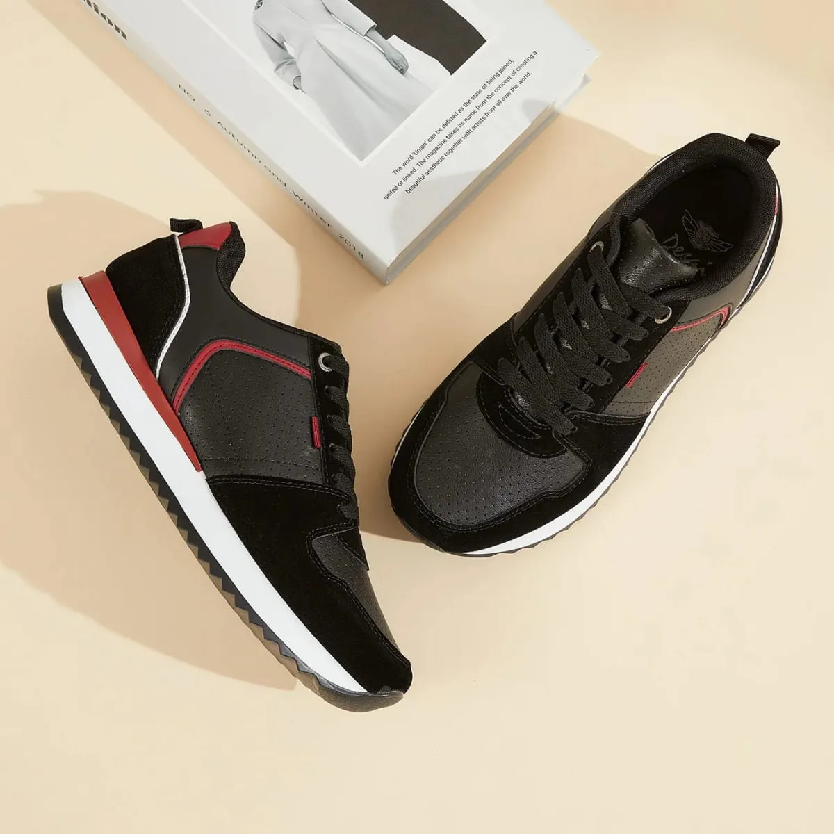 Desai Men's 2026 Autumn Retro Running PU Leather Sneakers Perforated Upper Non-slip Sole Casual Sneakers For Travel Exercise