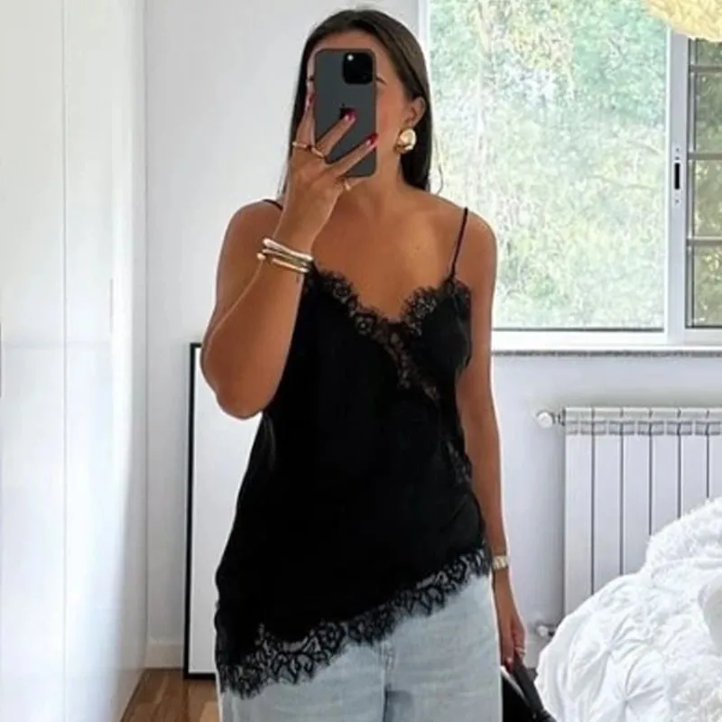Asymmetrical Slip Top Women Summer 2025 Y2K Tanks & Camis Lace Black Off Shoulder Top Κομψή αμάνικη εξώπλατη καμιζόλα