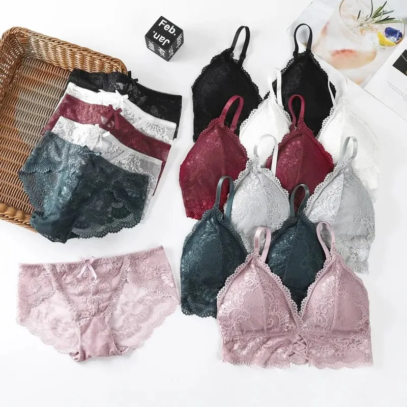 Lace Bra Set for Women Wirefree Bralette Front Criss‑Cross Floral Lace Underwear Sexy Lingerie 2‑Piece Bra And Panty Kit