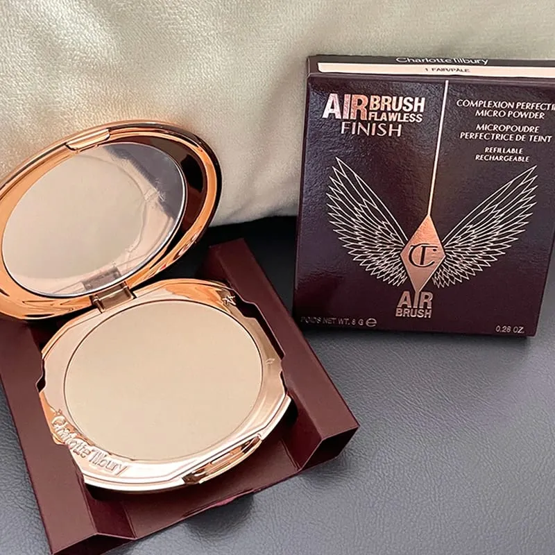 Charlotte Tilbury CT Makeup Set Water Light Collagen Lip Moisturizer Pressed Powder für makelloses Finish Vierfarbiger Lidschatten