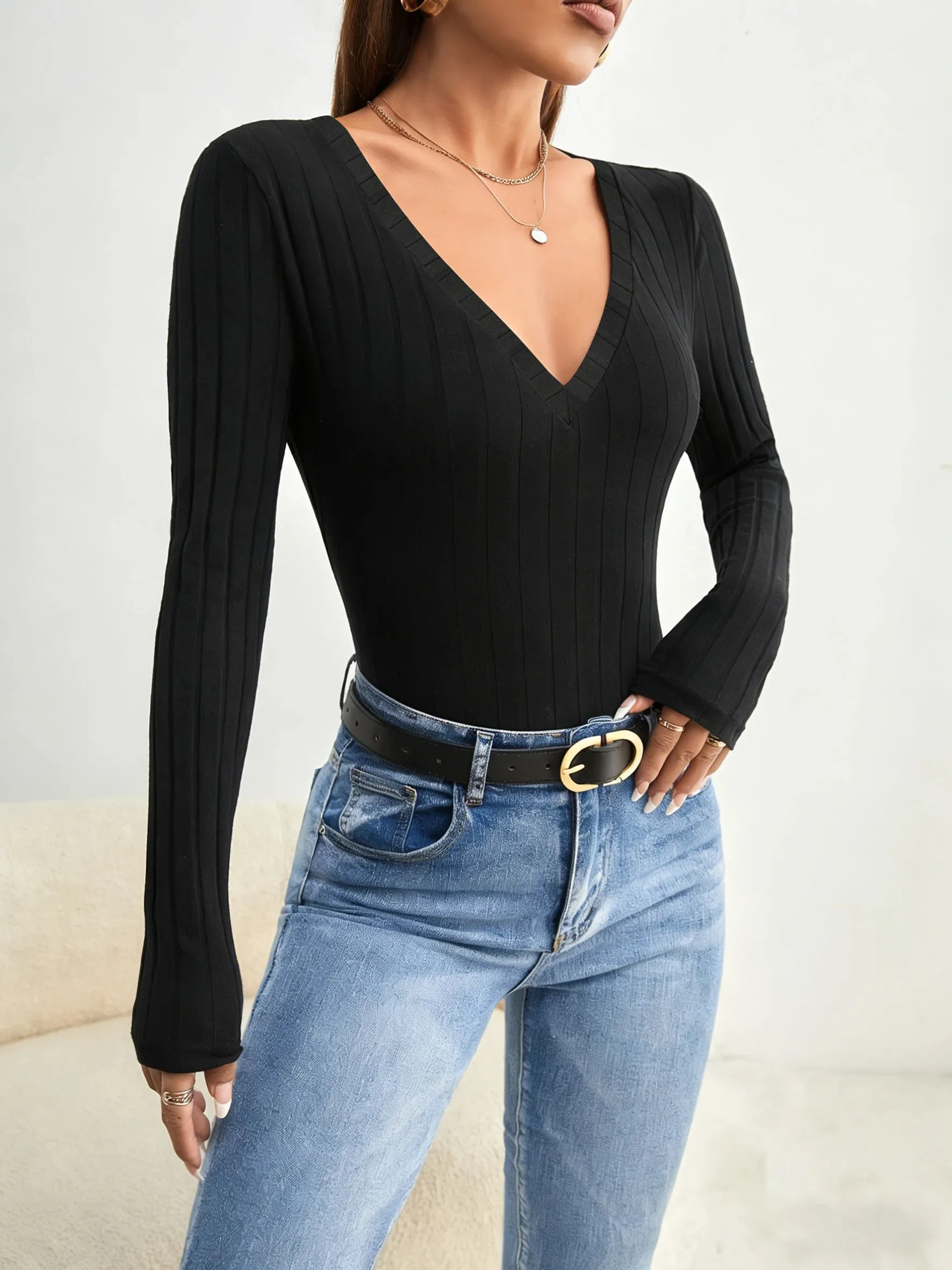 Women Black Ribbed Knit V Neck Long Sleeve Bodysuit Casual Slim Fit Form Fitting Jumpsuit For Daily Wear Streetwear & Elegant St