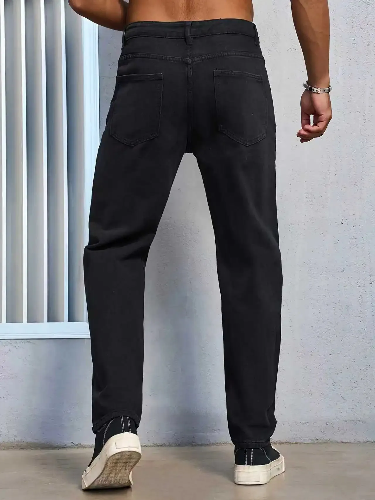 Men's Casual Solid Black Regular fit Jeans