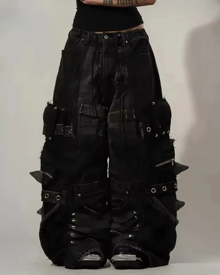 Czarne, luźne dżinsy Cargo mężczyźni kobiety ciężki, z wieloma kieszeniami na zamek błyskawiczny detale Streetwear modne spodnie na co dzień szerokie nogawki luźny krój miękkie Y2K