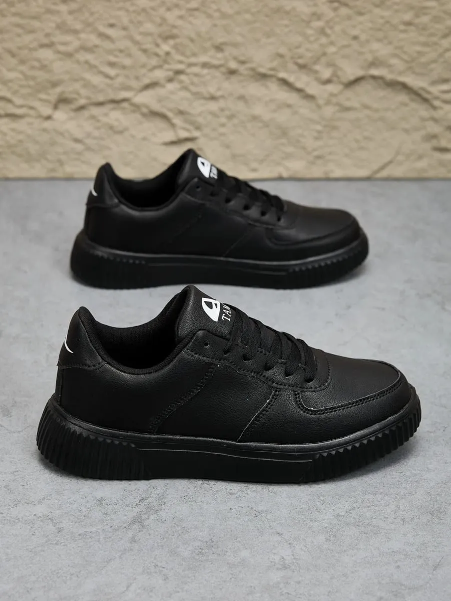 Fashion Leather Men White Sneakers Breathable Comfort Classic Casual Shoes Mens Women Outdoor Walking Shoes Couple Footwear Size