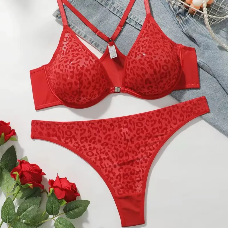 Women's Leopard Print Lingerie Set Sexy Front Buckle Push up Bra Comfortable Close Fit with Steel Ring Gathering