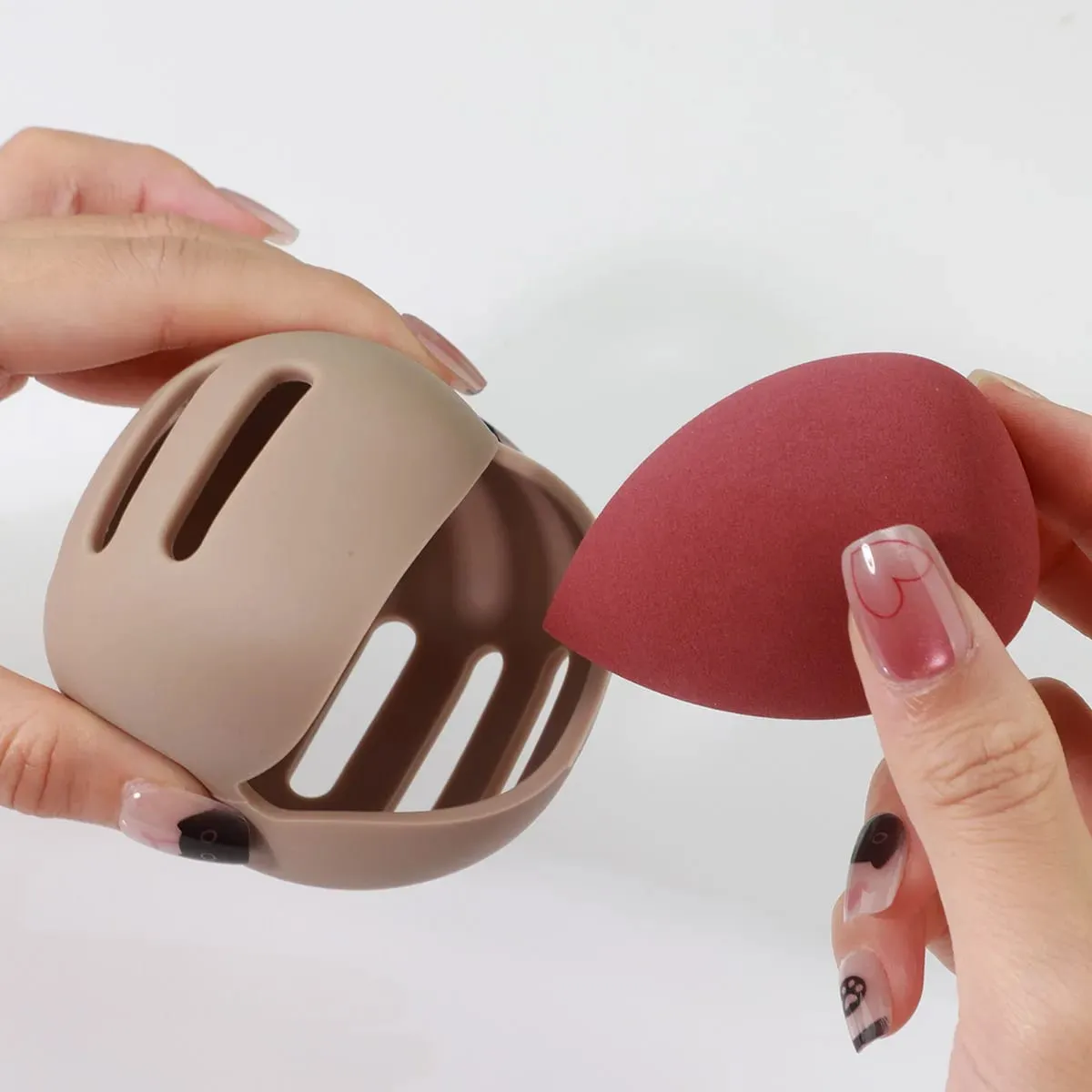 2PcsTravel Makeup Brush Holder Silicone Cosmetic Brushes Bag Makeup Sponge Case Portable Waterproof Makeup Tools for Women
