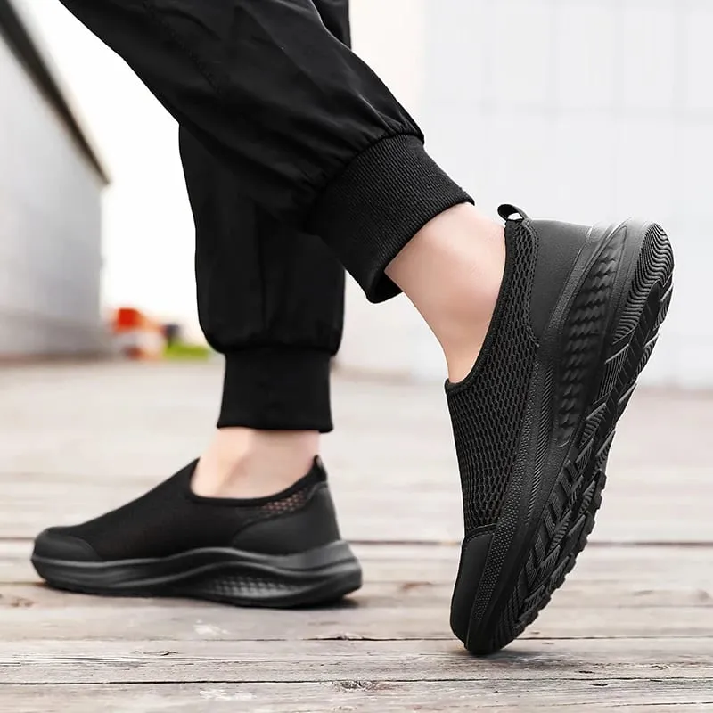One Foot on the Net Shoes Men's Summer New Breathable Thin Net Walking Shoes Casual Sports Shoes Black Plus Size Men's Shoes 48