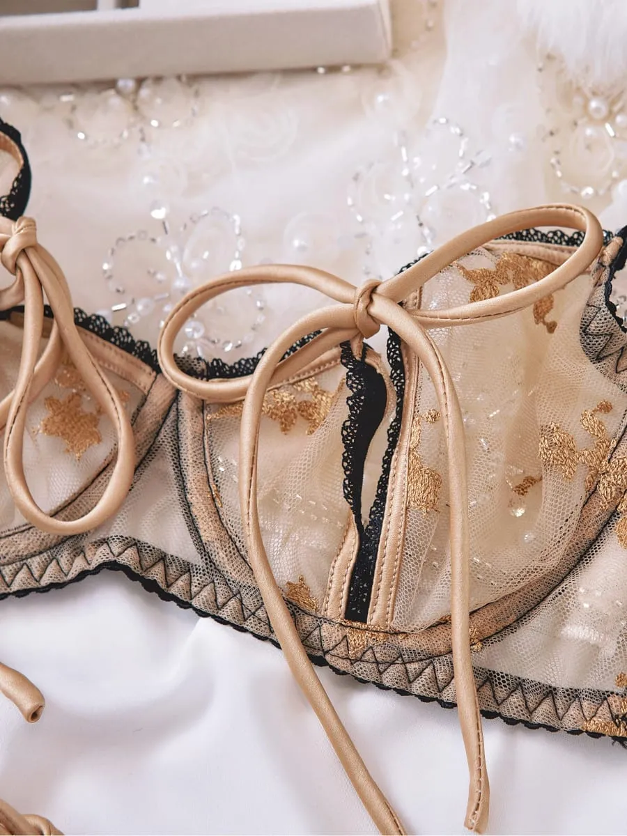 Sexy French Bra Embroidered Lace Lingerie na may Briefs Suit Women Underwear Hollow Out Lingerie Plus Size