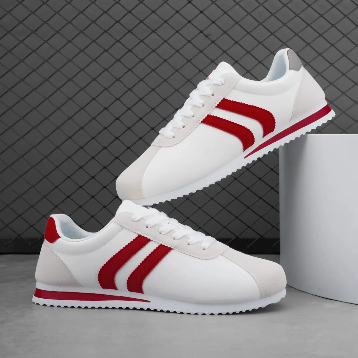 Men's casual business sneakers outdoor all-season versatile sneakers for men