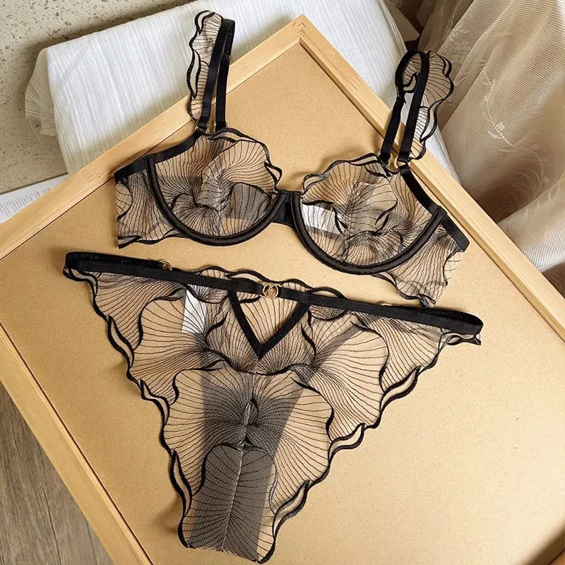 European Style Ultra Thin Sheer Lace Lingerie Set Embroidery Minimizer Bra Big Bust Support Slim Fit Underwear S-XL Size 32-38