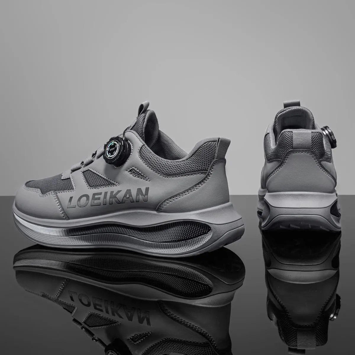 Men's All-Season Outdoor Casual Hiking Shoes Comfortable and Breathable Featuring a Twist Buckle Design.
