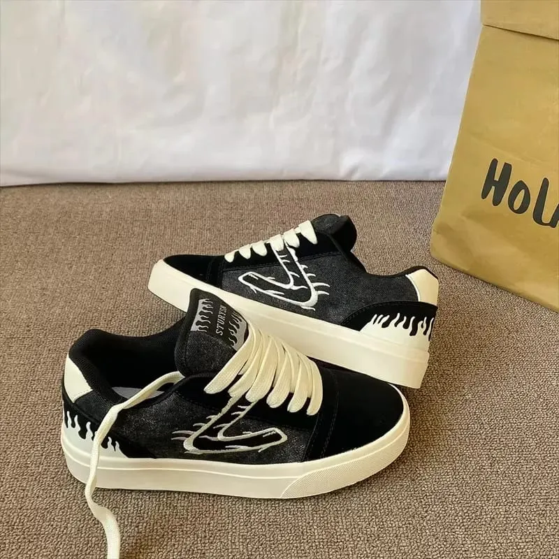 Design Sensation Men's Black White Board Shoes Spring 2026 New Style Couple Match Sport Low Top Casual Sneakers Breathable