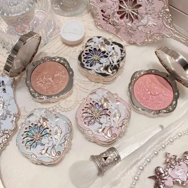Flower Know Little Angel Collection Kotak Hadiah Makeup Eyeshadow Blush Cream Matte Lipstik Highlighter Kit Lengkap Semua Dalam Satu
