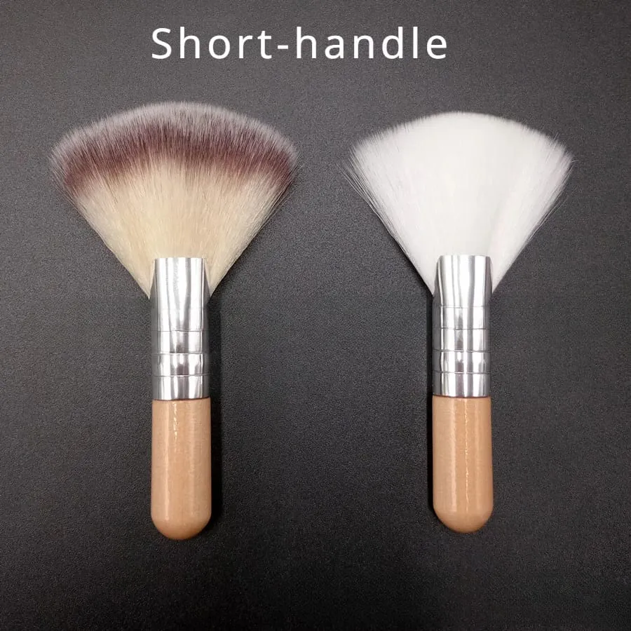 Mini-Make-up-Pinsel, sanfte Kosmetikerin, Reinigung, Kosmetik, klein, weiß, kurzer Holzgriff, Kunstfaser-Fächerpinsel für die Gesichtsbehandlung