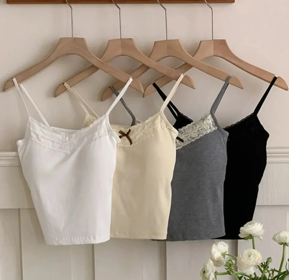 Colete feminino de verão, sem mangas, renda, ombro de fora, sexy, slim, com almofada no peito, regata elegante, y2k, camisola acolchoada feminina