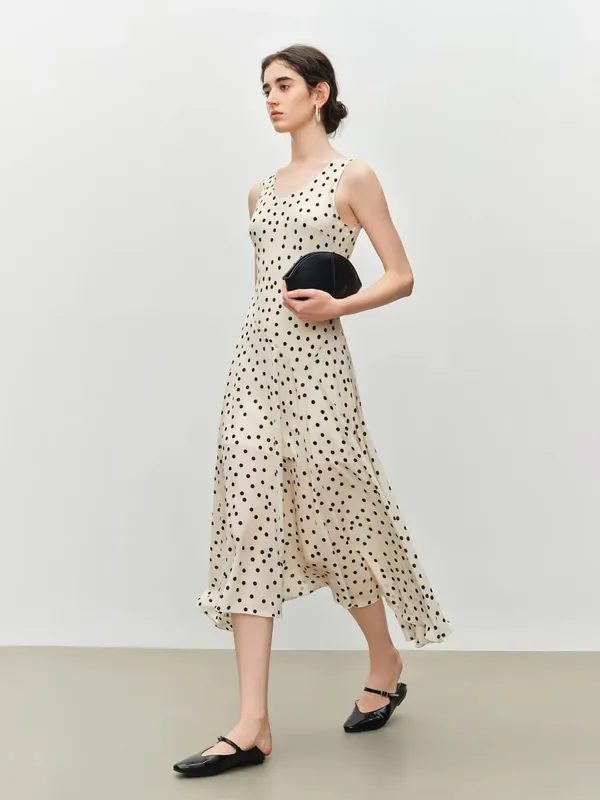 Diagonal Cut Retro Polka Dot Chiffon Slip Dress for Women 2026 Summer New Style U-neck Vest Dress Vintage Commuting — image 4