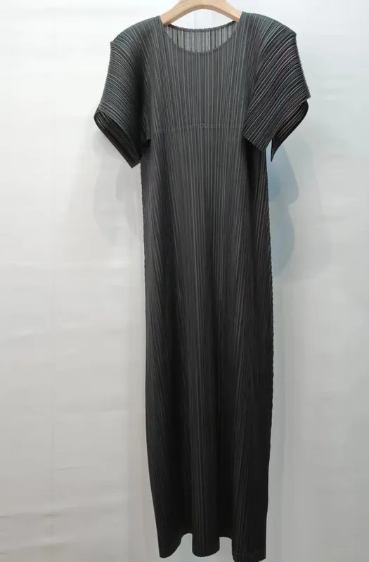 Miyake Pleated Dresses 2026 New Puff Sleeve V-Neck Loose Simple Slimming Elegant Long Dress Women's Draped Comfortable Clothing