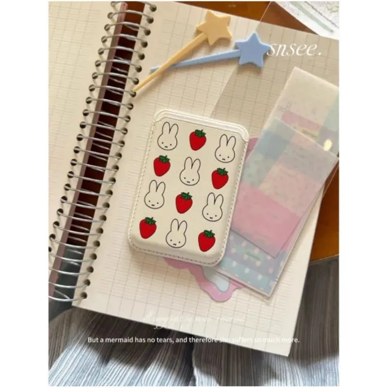 Kawaii Miffyกระต่ายแม่เหล็กกรณีน่ารักการ์ตูนสายสุนัข/Strawberry Miffyการ์ดเหมาะสำหรับ 16Promax 15Pro 14Plus