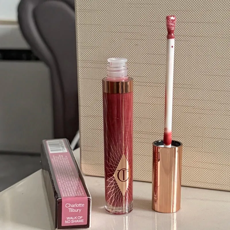 Charlotte Tilbury CT Makeup Set Water Light Collagen Lip Moisturizer Pressed Powder für makelloses Finish Vierfarbiger Lidschatten