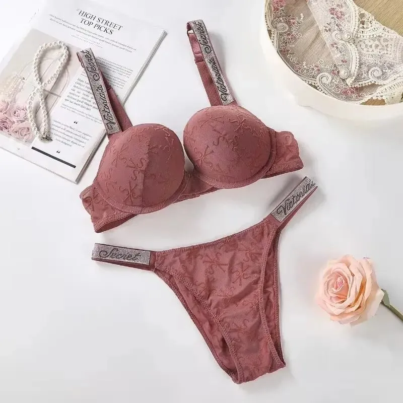 New Bra Panty Set Women Lace Push Up Bralette Seamless Comfortable Breathable Lingerie Home Wear Set Lingerie Set Underwear Set