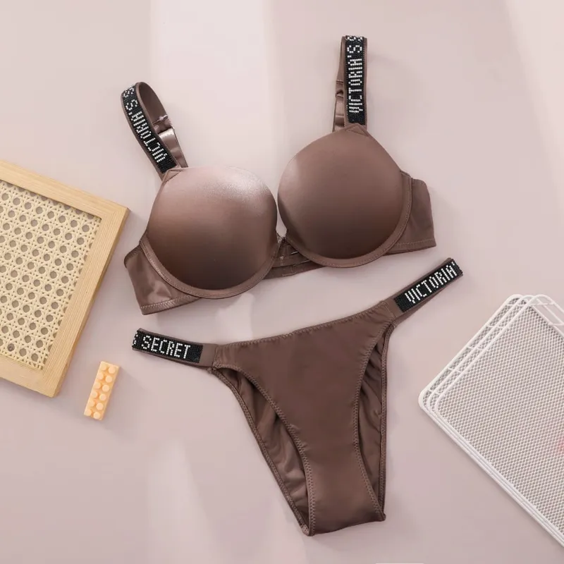 Ny Push Up Shapewear Justerbar, polstret, samlet V-blonde lingerisæt BH og trusse Sexet BH og trussesæt til kvinder Komfortabel