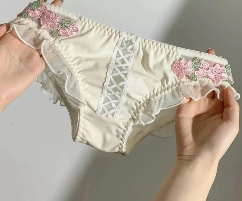 Sweet Japanese Style Lingerie Set For Women Cute Pure Desire Sexy Bra Panties Push Up Wireless Thin Cup Brassiere Summer 32‑38AB