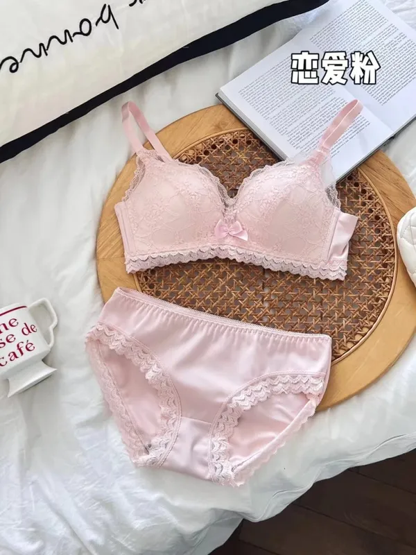 ​Japanese Anime Lace Bra Set Push Up Wireless Bralette Small Bust Seamless Sexy Triangle Cup Lingerie Set Spring Summer MOYISU