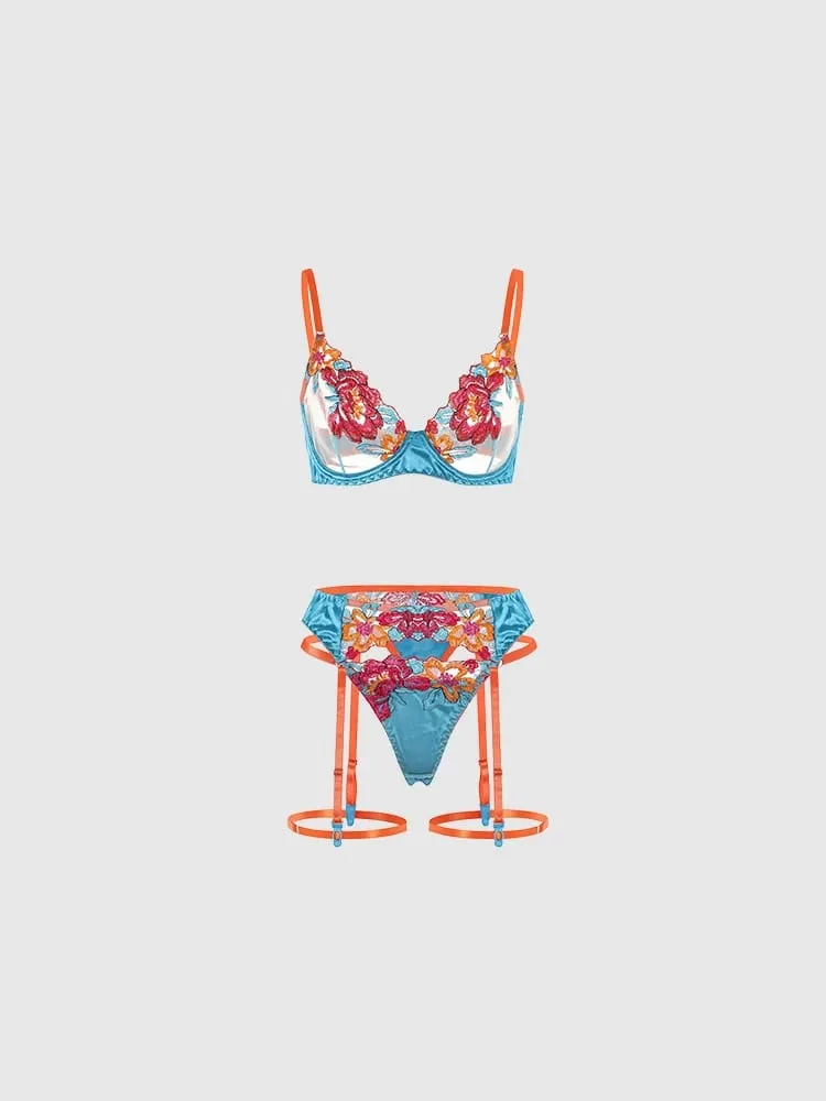 Women's embroidered bras come in underwire bra sets
