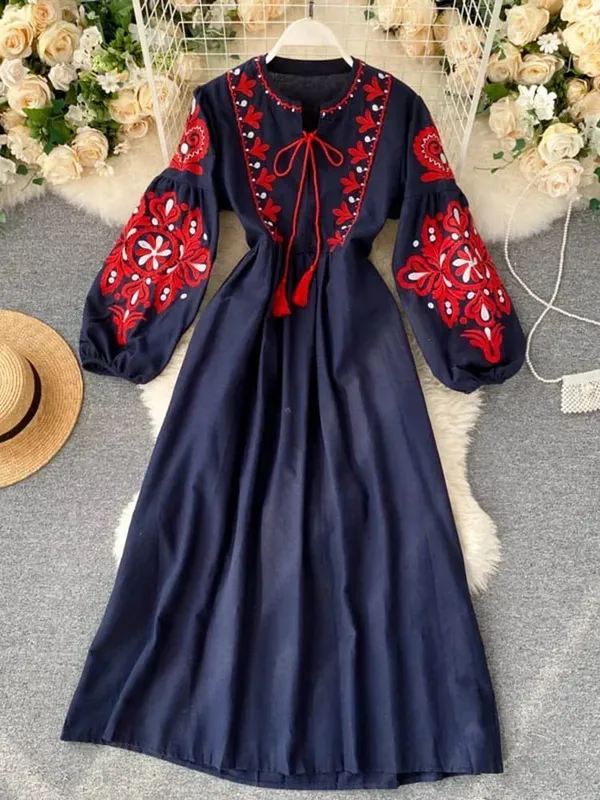 Γυναικεία φθινοπωρινά φορέματα Bohemian κεντημένα λουλούδια με λαιμόκοψη φανάρι μανίκι ψηλόμεσο πλισέ Φόρεμα All-match Γυναικείο Vestidos PL393