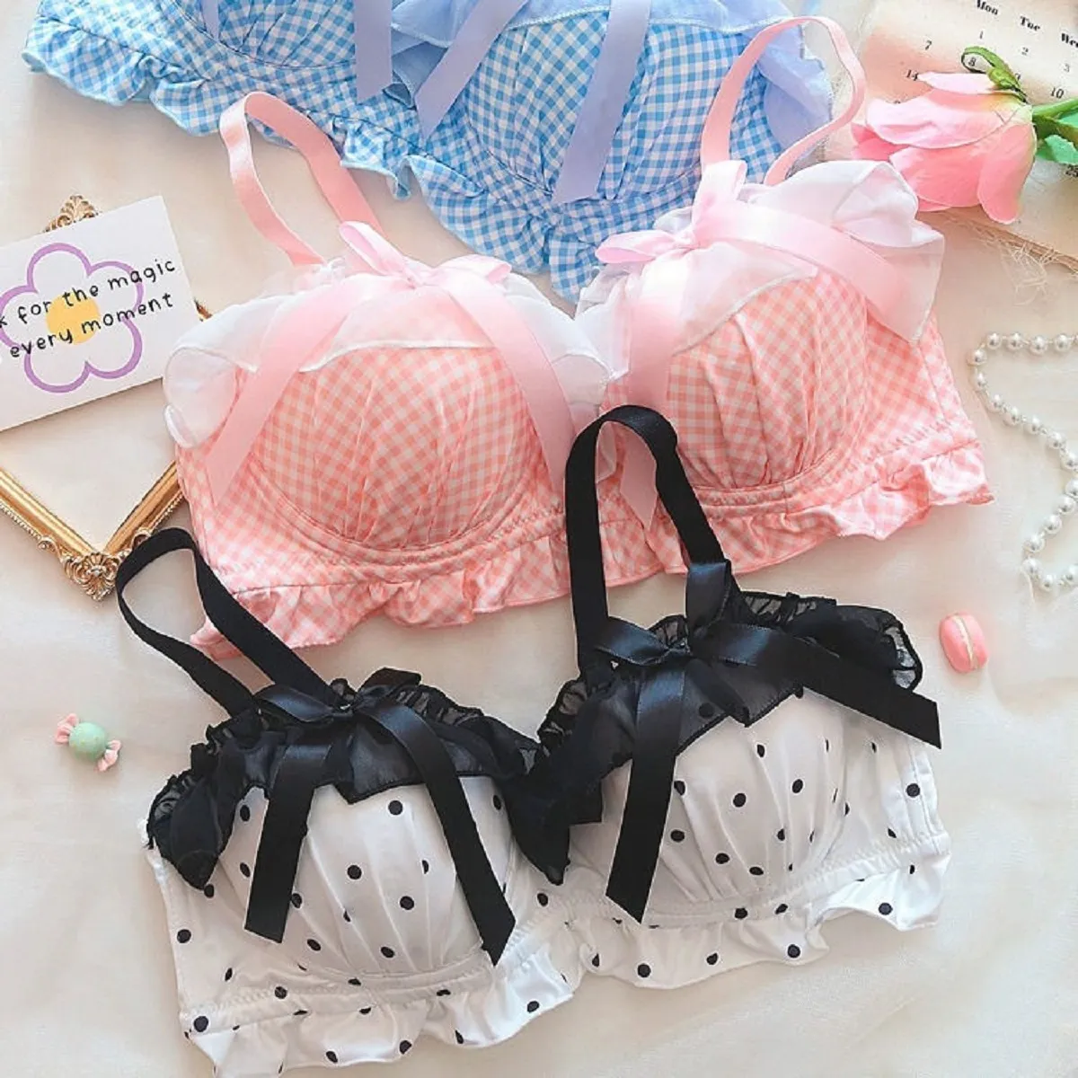 Lolita Spodní prádlo Podprsenka Set Romantická malá prsa Sladká dívka Malá hrudník Cosplay Spodní prádlo Bow Set podprsenky a kalhotek Sexy spodní prádlo 2 P