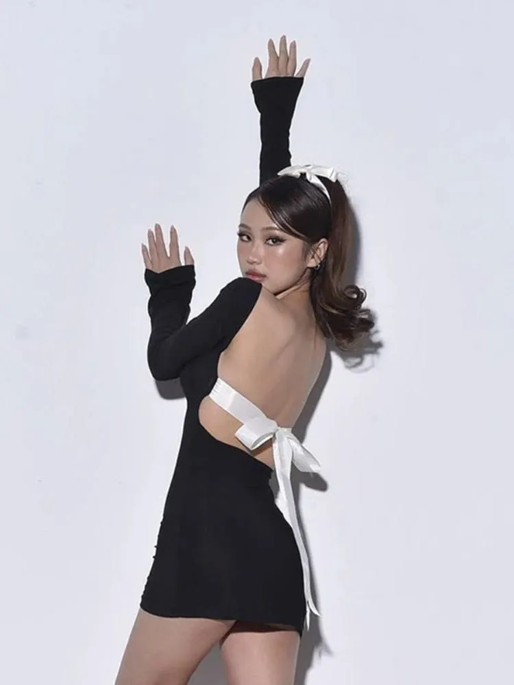 Robe moulante Sexy dos nu pour femmes, tenue De Club, avec nœud papillon, manches longues, Streetwear, noire, une pièce, vêtements Y2k