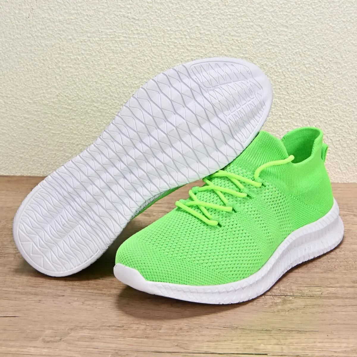 รองเท้าผ้าใบผู้ชายรองเท้าชายรองเท้า Slip-on คุณภาพสูงผู้ชายแฟชั่นบุรุษรองเท้าลื่น Breathable Soft Soled รองเท้าลื่น 39-48